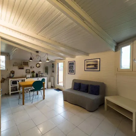 Appartement La Mansardina Del Principino By Wonderful Italy *